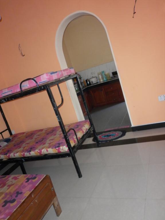 Seetha'S Hostel Negombo Ruang foto