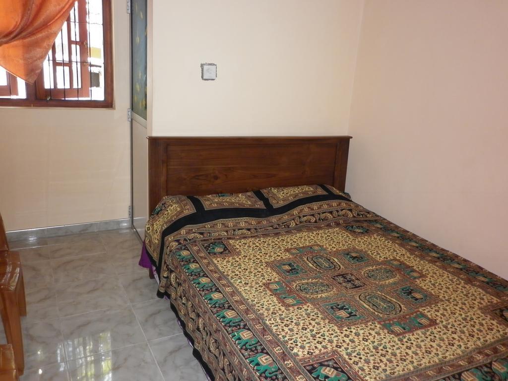 Seetha'S Hostel Negombo Ruang foto