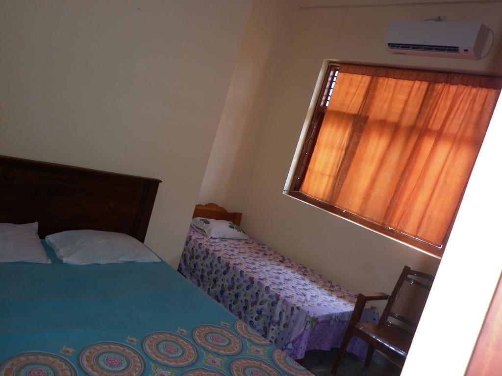 Seetha'S Hostel Negombo Ruang foto