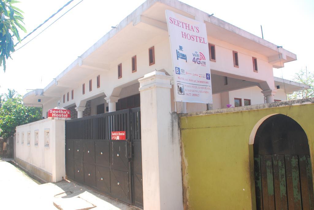 Seetha'S Hostel Negombo Bagian luar foto