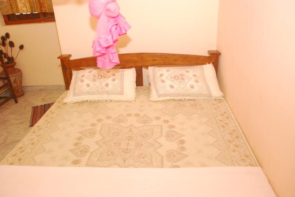 Seetha'S Hostel Negombo Bagian luar foto